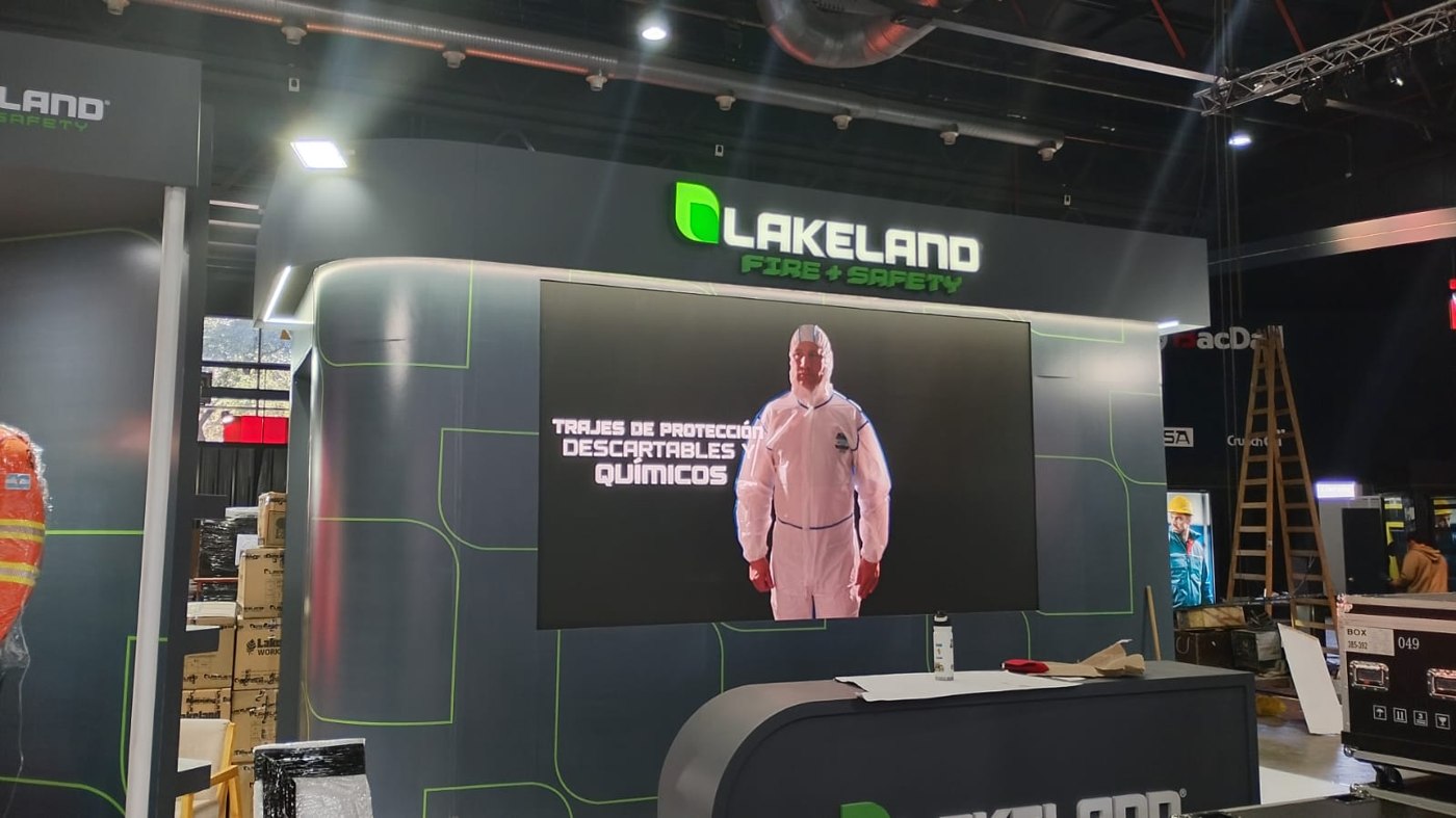 Stand Lakeland: pantalla LED y TV para mostrar productos — Eventos Globales
