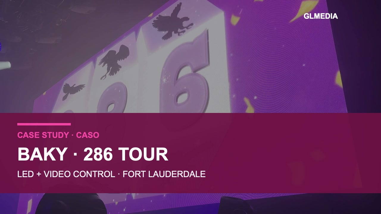 Écran LED affichant l’identité du 286 Tour pendant le concert de BAKY à Fort Lauderdale.