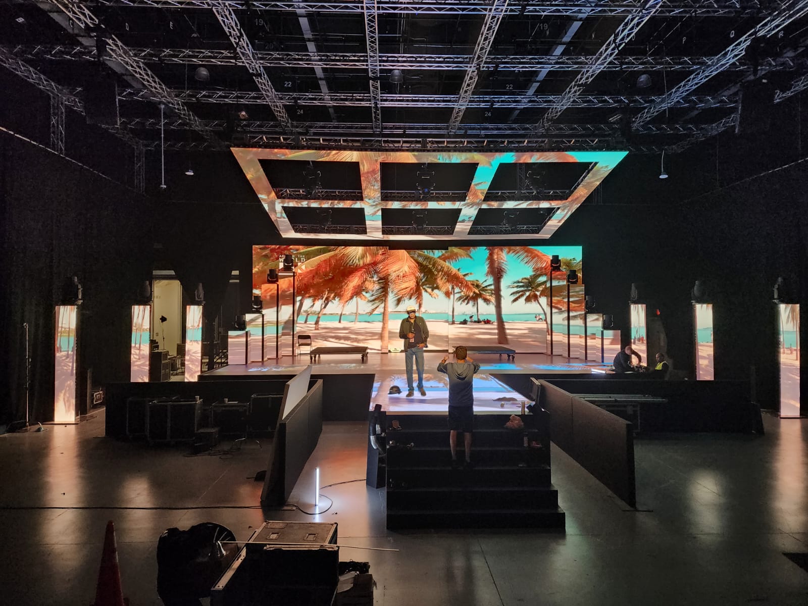 Large-format Miami productions
